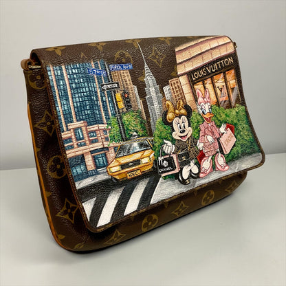 NEW! ✨Louis Vuitton Hand-Painted - Daisy & Minnie in NYC