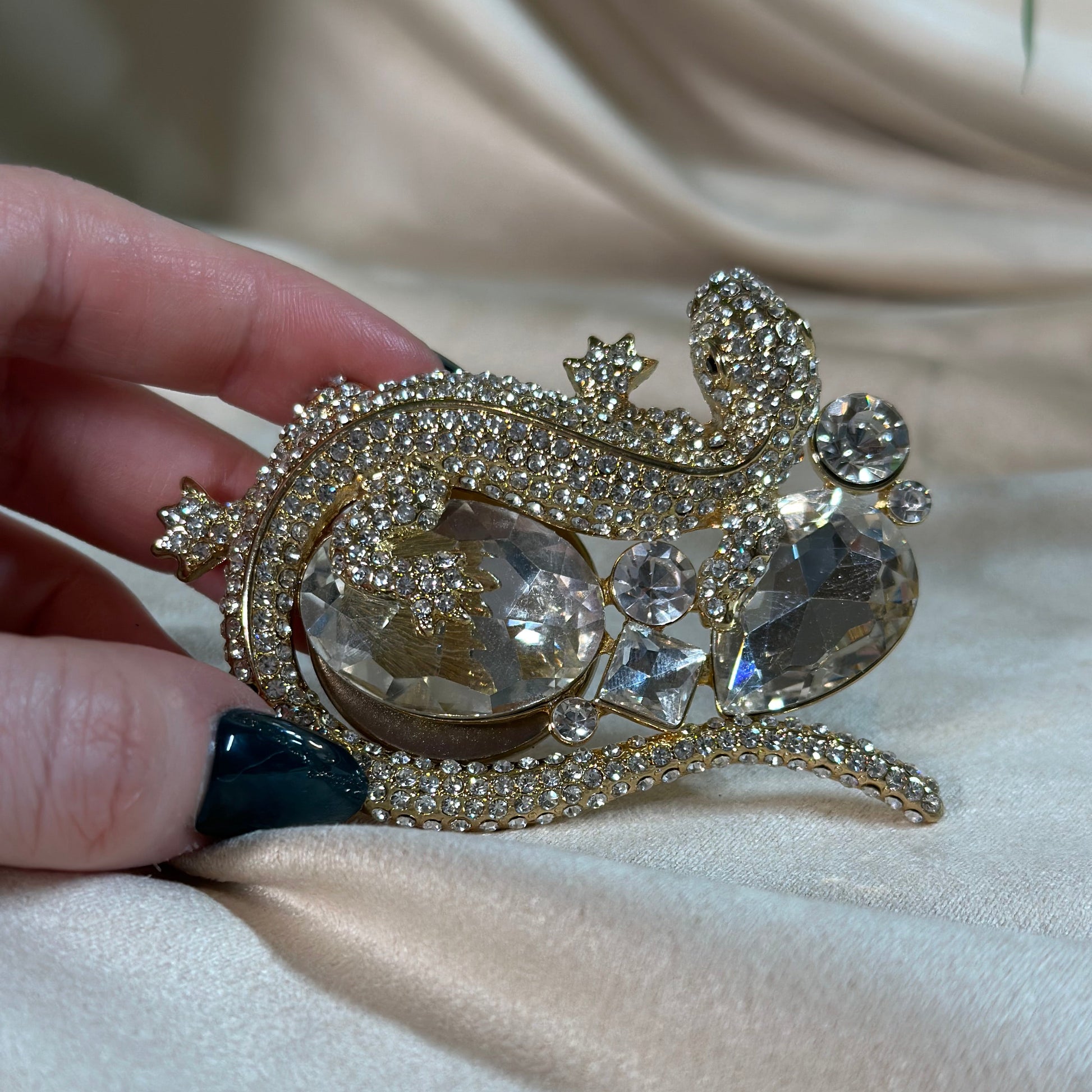 New Vintage Handbags charm