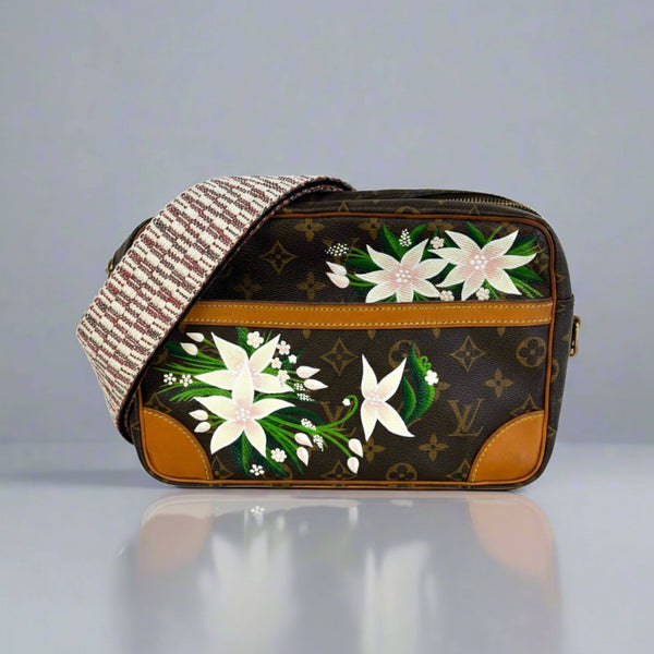 LOUIS VUITTON ケース 都市風景刺繍 Custom Painted Louis Vuitton Trocadero – New Vintage Handbags