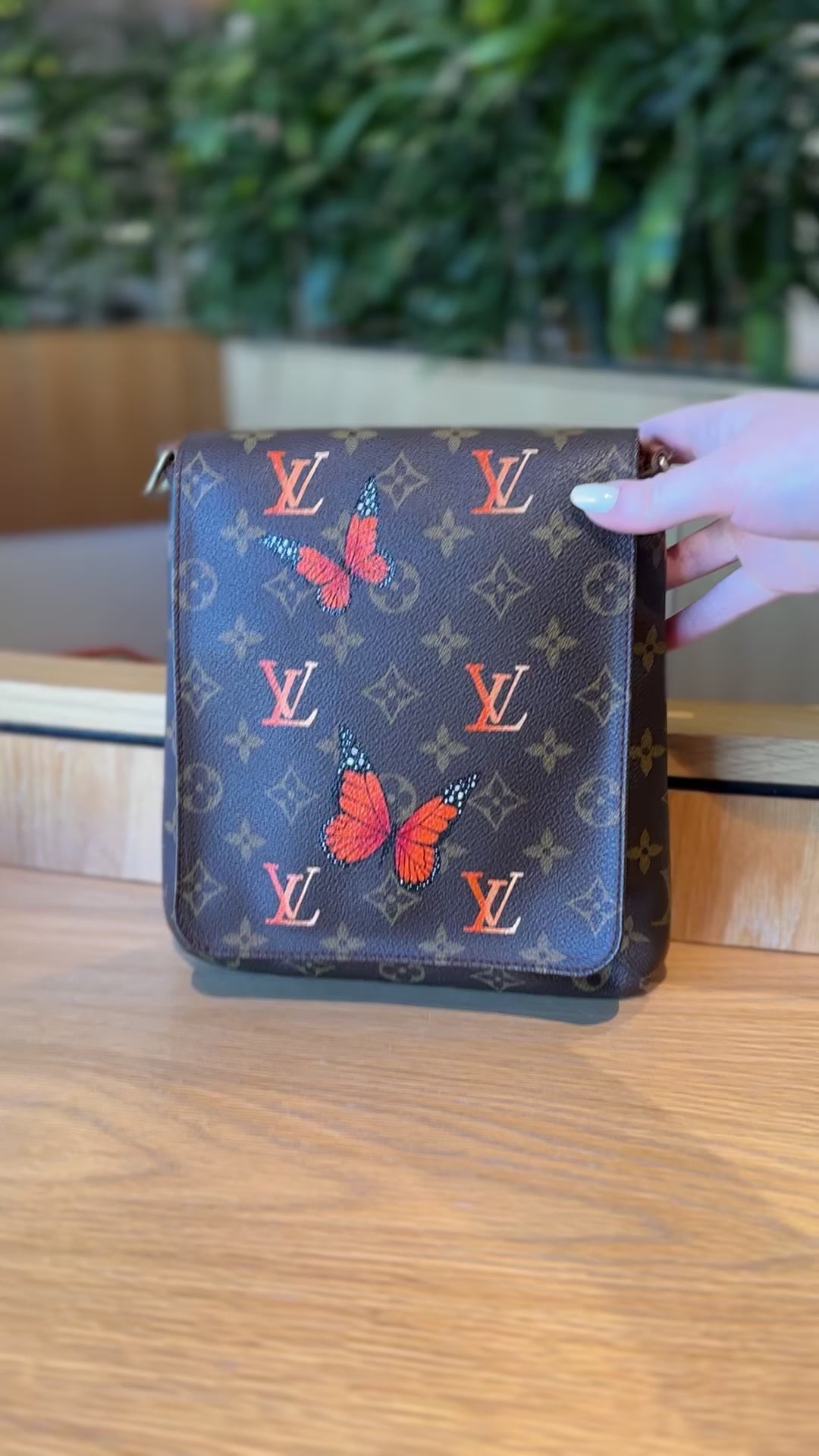 Louis Vuitton ストライプショルダーバッグ キーポル ルイヴィトン ボストンバッグ ショルダーバッグ M45967