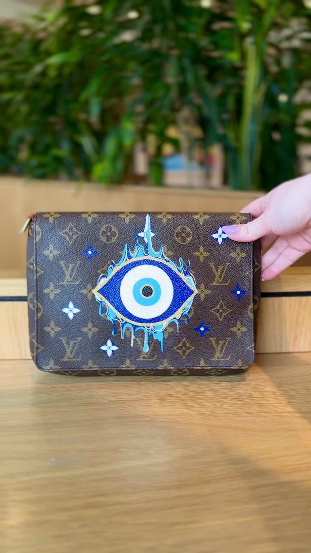 Louis Vuitton Tango Custom Painted – New Vintage Handbags